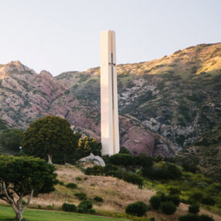 A view of the Phillips Theme Tower on Pepperdine University's Malibu campus with the Santa Monica Mountains in the background.